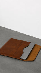 Niche Linea Laptop Sleeve – Saddle Tan
