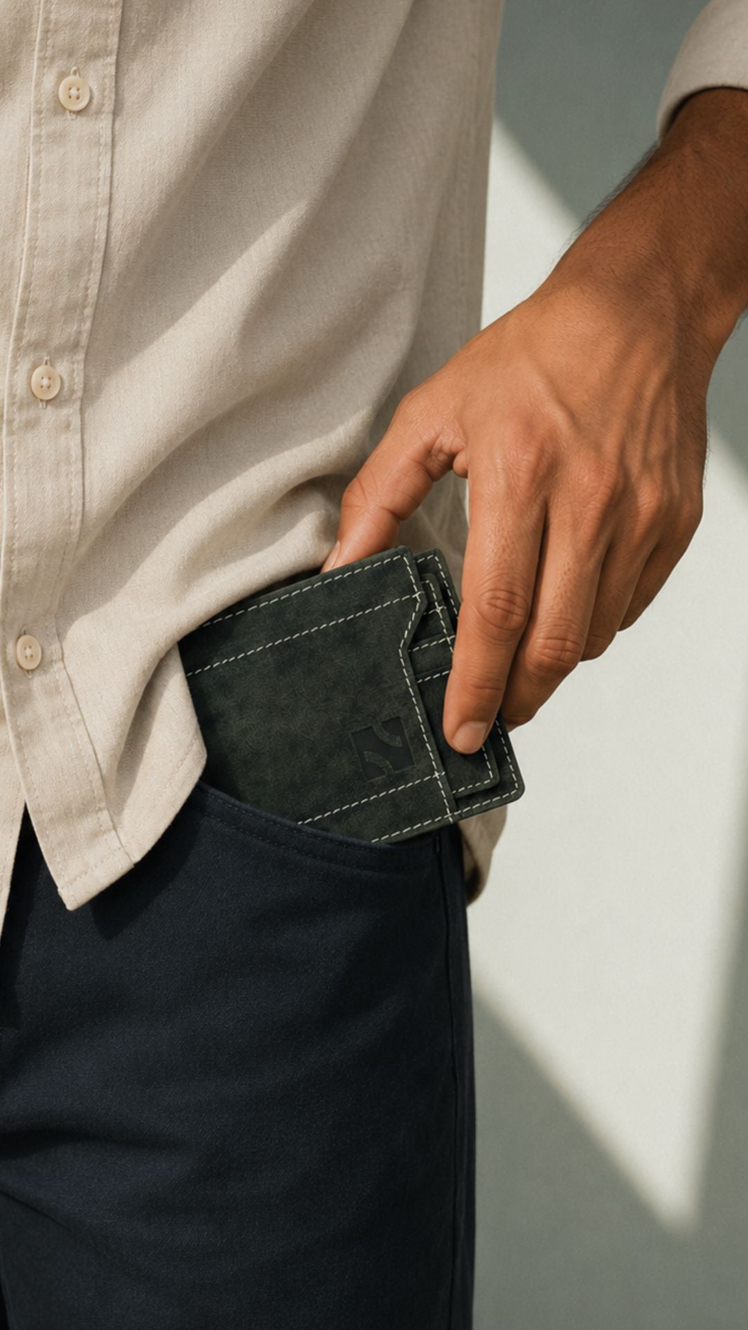 Niche Core Zip Wallet – Olive