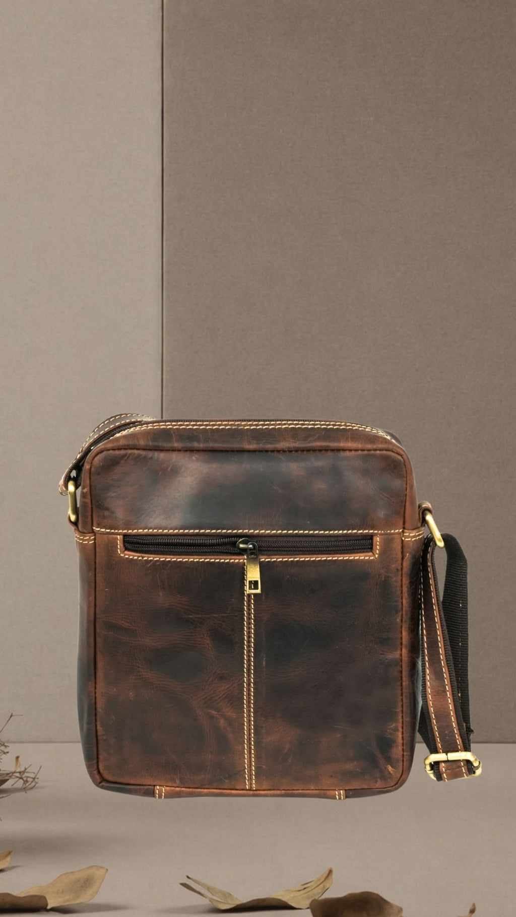 Niche Arco Sling – Dark Brown
