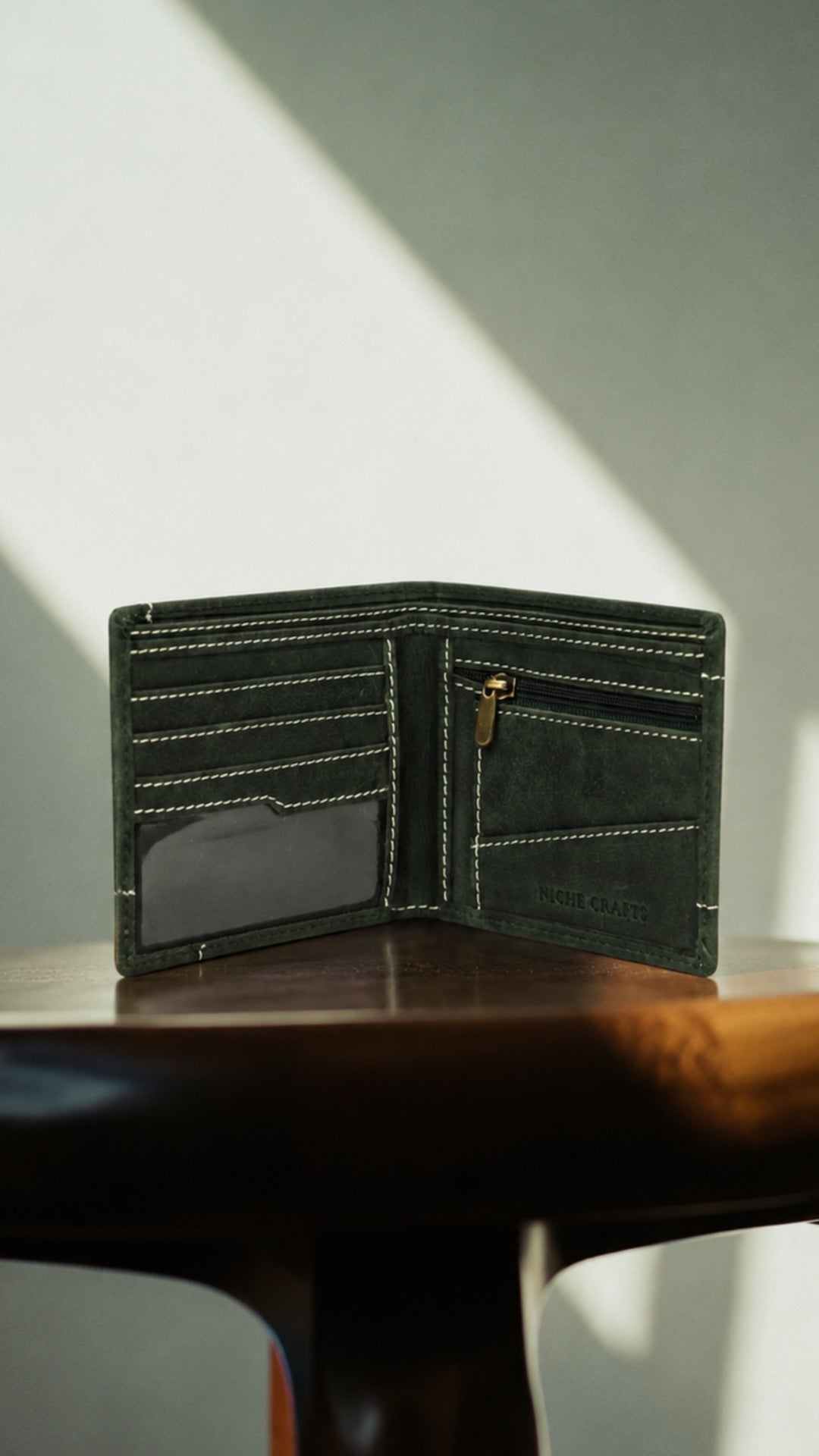 Niche Core Stitch Wallet – Noir