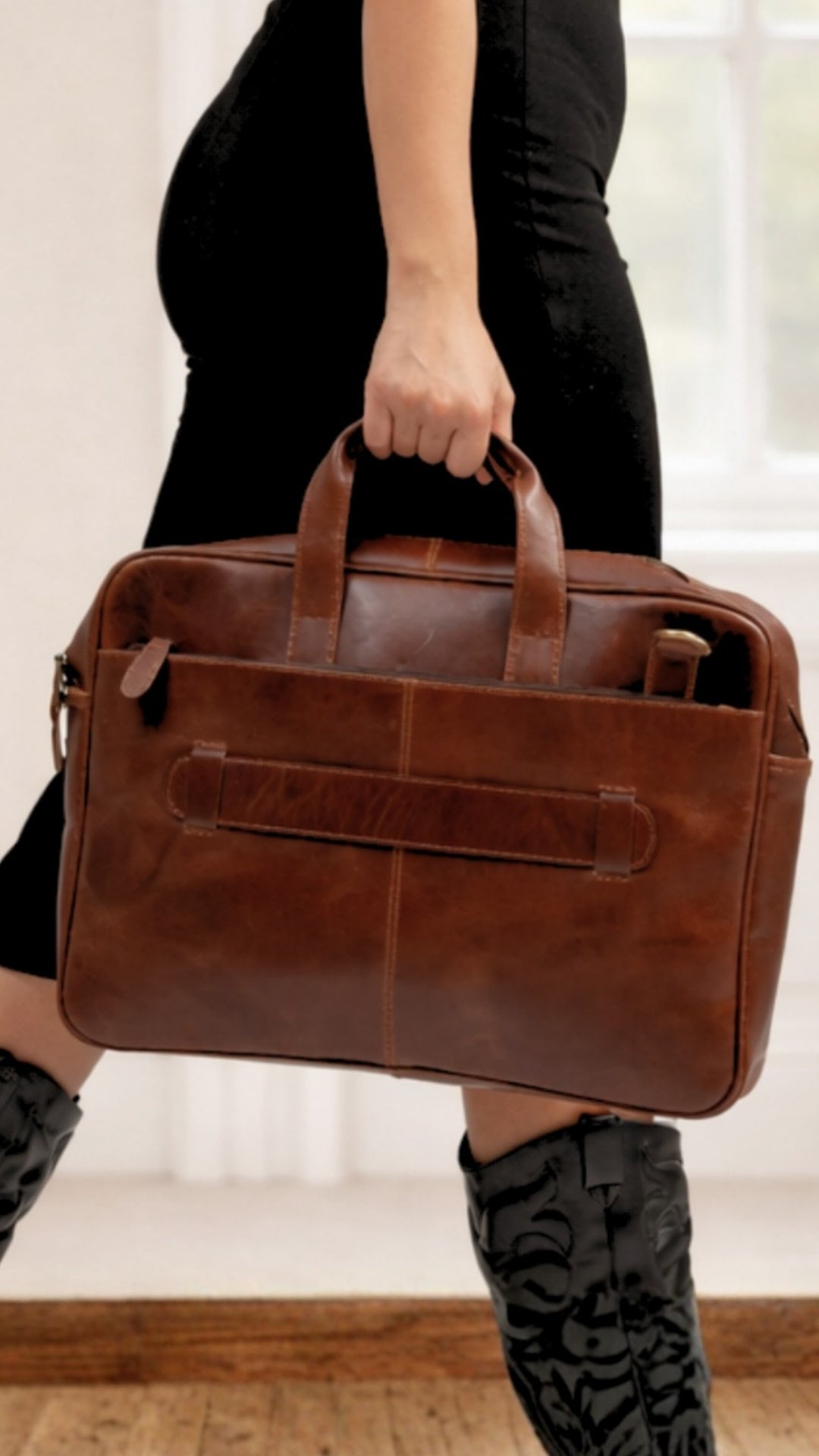 Niche Core Brief – Tan