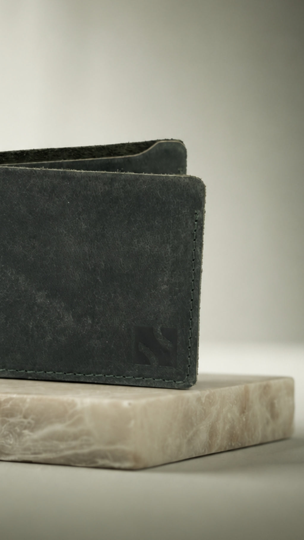Niche Core Raw Wallet – Olive