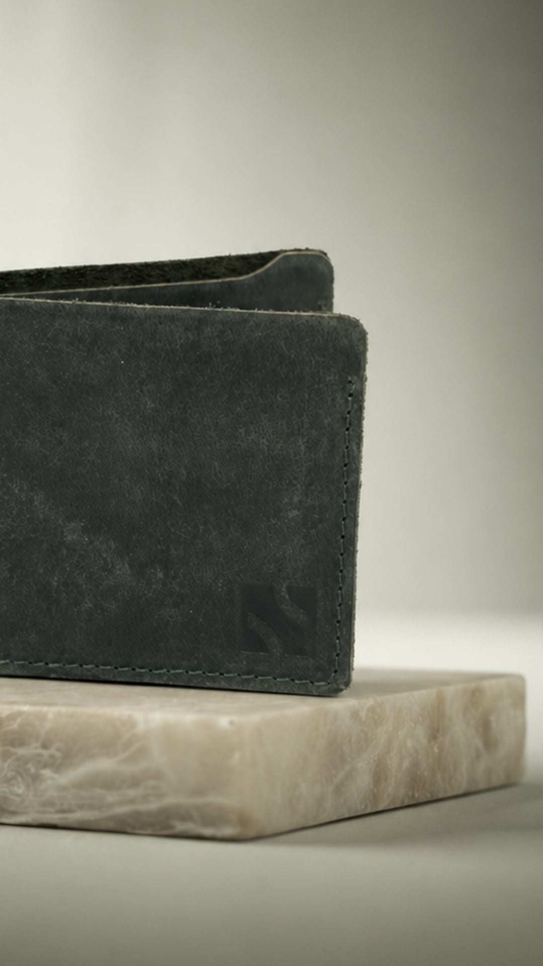 Niche Core Raw Wallet – Olive